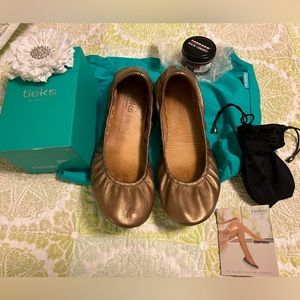 Tieks Metallic Bronze